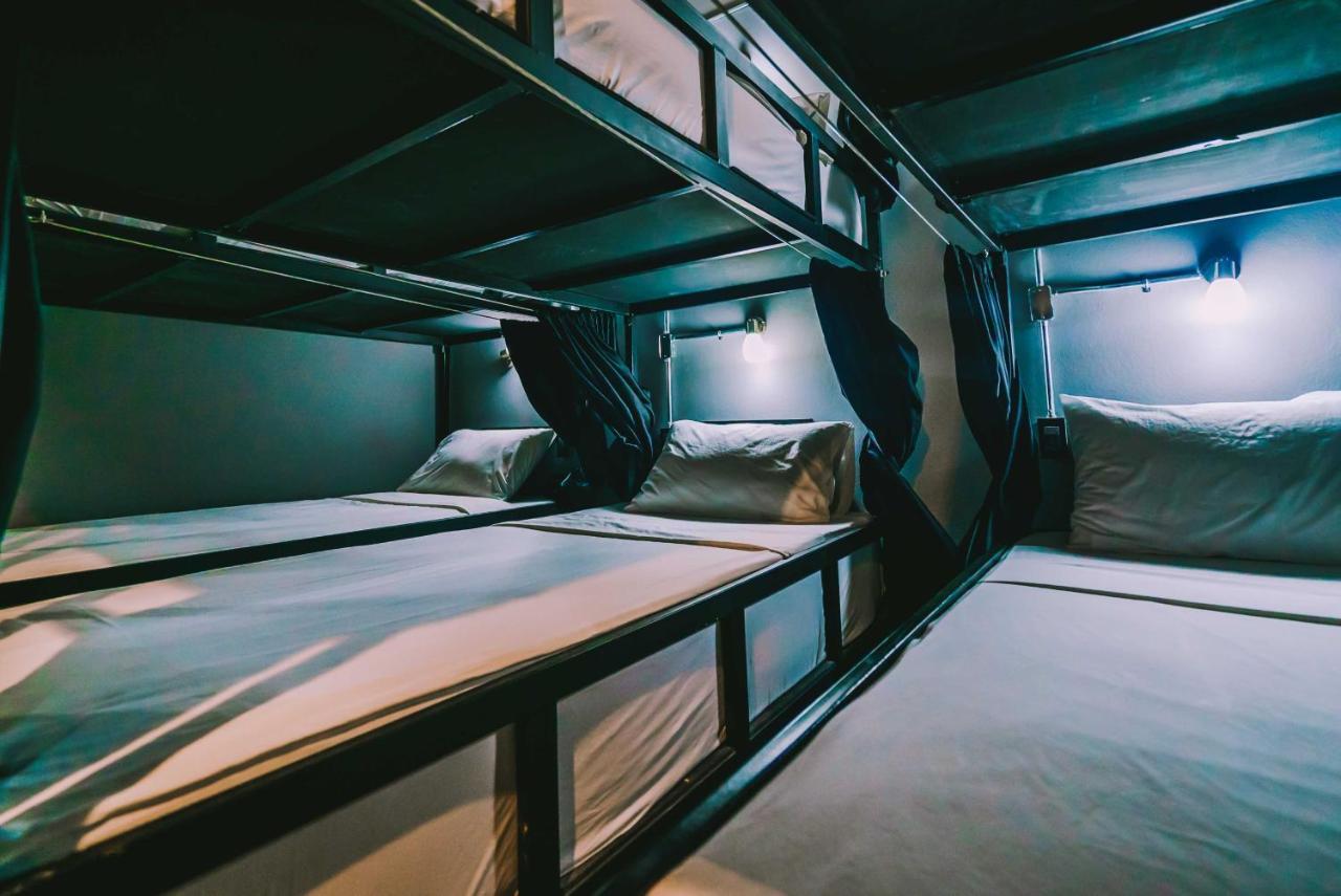 Slumber Party Hostel Phuket Dış mekan fotoğraf
