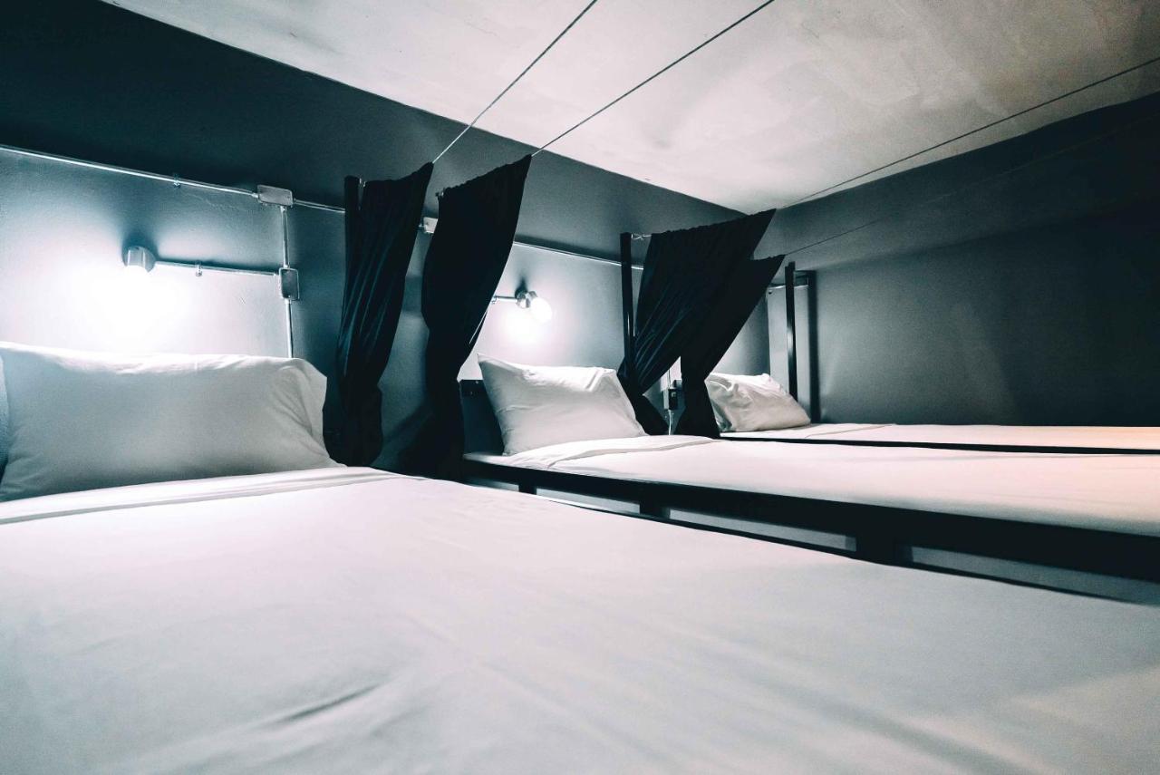 Slumber Party Hostel Phuket Dış mekan fotoğraf